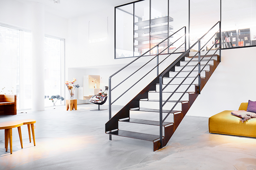 Schnittguttreppe cut it! aus Stahl von spitzbart