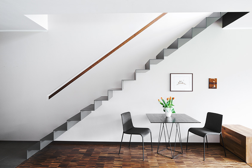 filigrane Faltwerktreppe - hohe Festigkeit - wenig Material von spitzbart treppen